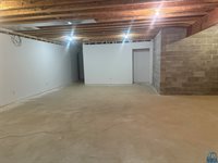 631 South St, Akron, IA 51001