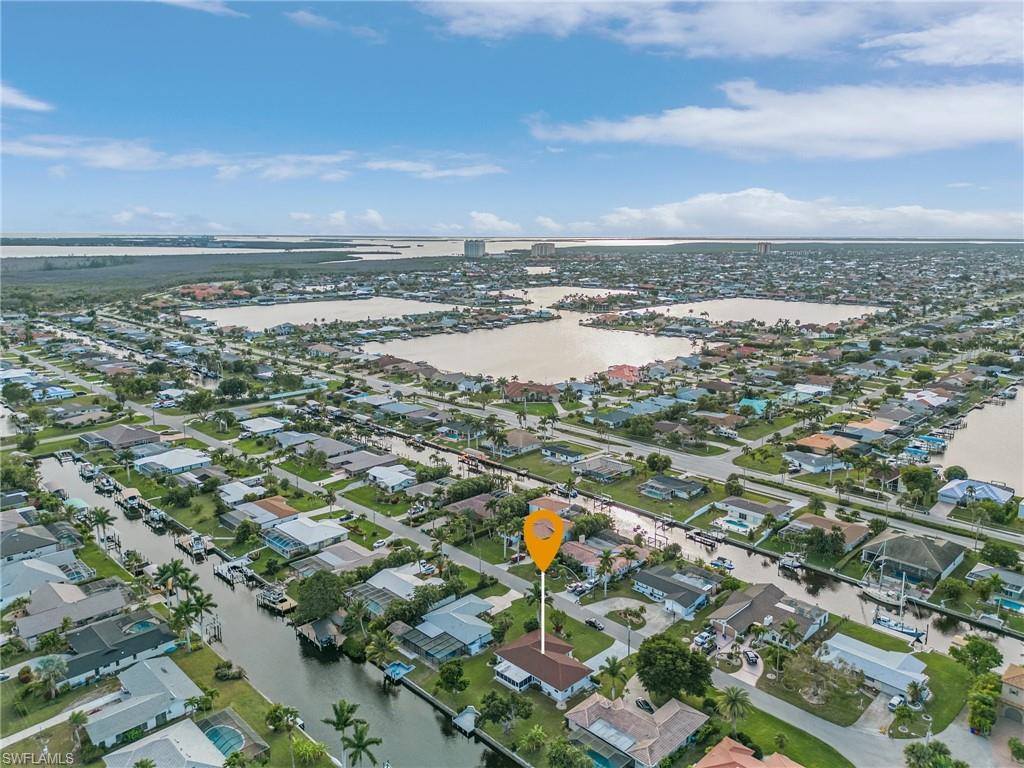 5127 SW 3rd Ave, Cape Coral, FL 33914