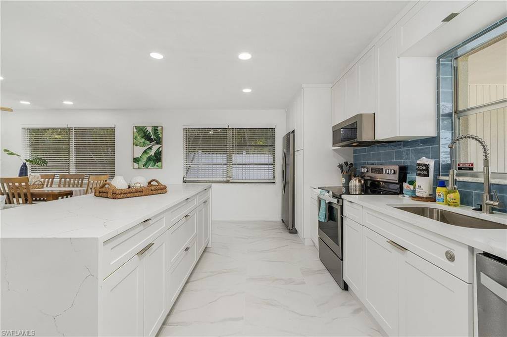 5127 SW 3rd Ave, Cape Coral, FL 33914