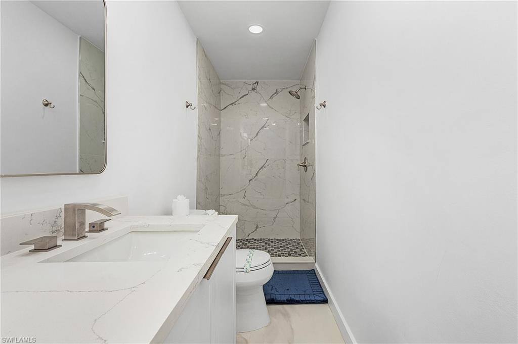 5314 Cobalt Ct, Cape Coral, FL 33904