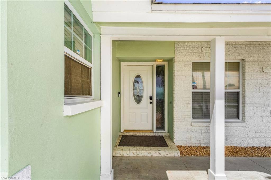 5314 Cobalt Ct, Cape Coral, FL 33904