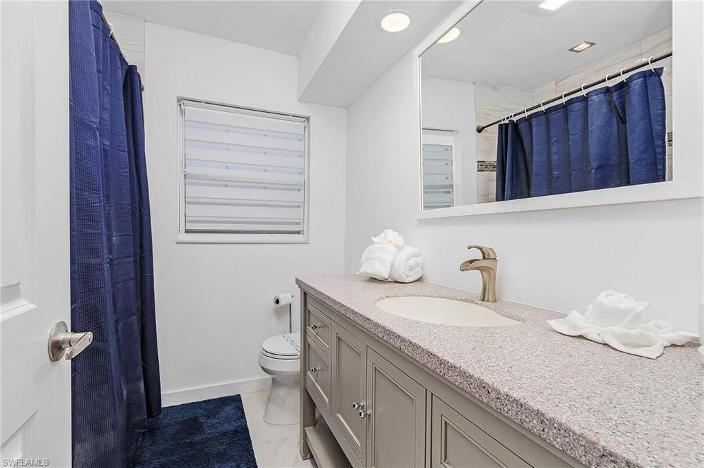 5314 Cobalt Ct, Cape Coral, FL 33904