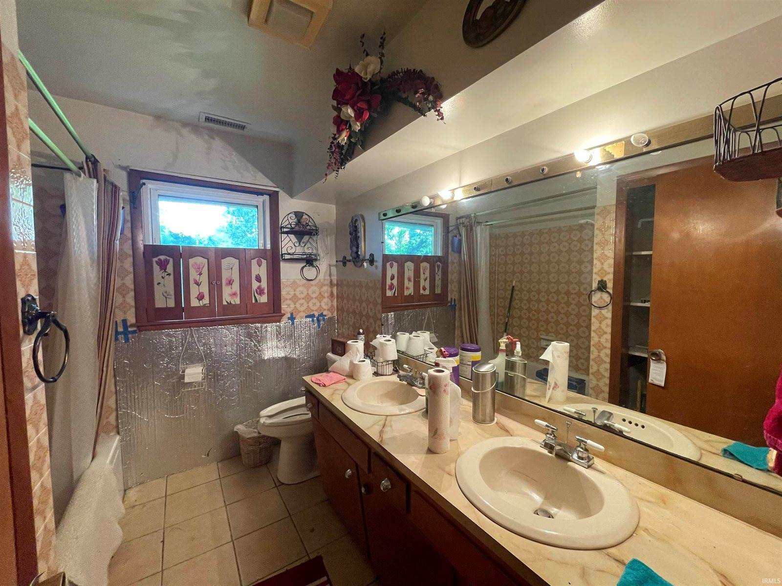 520 S Butterfield Road, Muncie, IN 47302