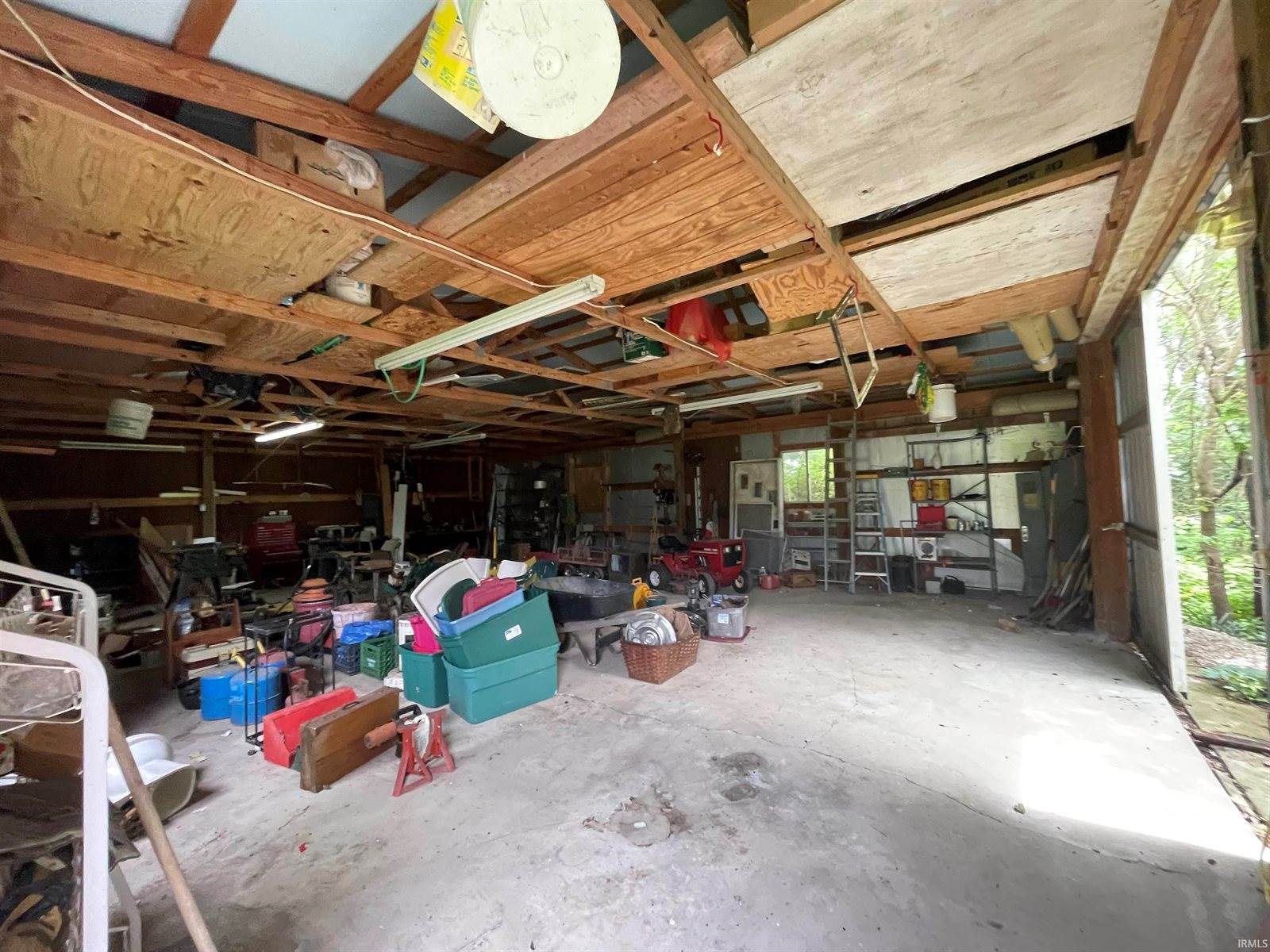 520 S Butterfield Road, Muncie, IN 47302