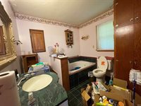 520 S Butterfield Road, Muncie, IN 47302