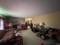 520 S Butterfield Road, Muncie, IN 47302