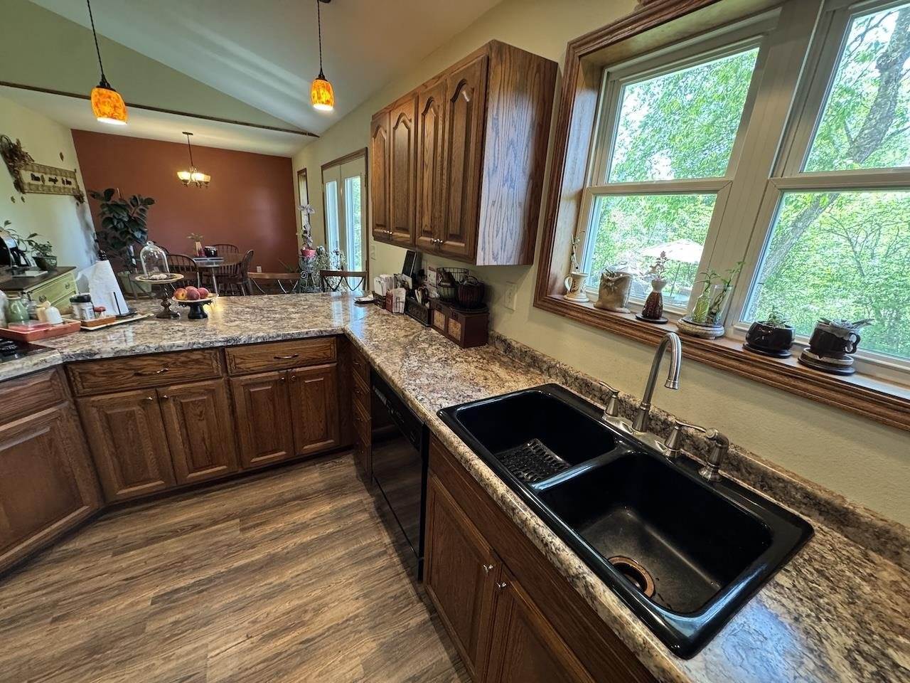 212382 Deer Path Lane, Hatley, WI 54440