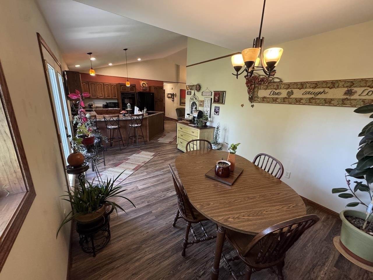 212382 Deer Path Lane, Hatley, WI 54440