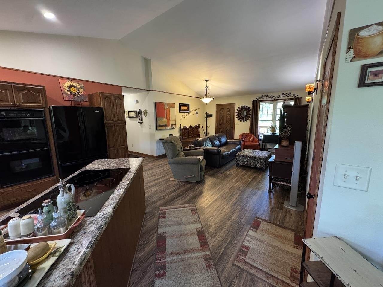 212382 Deer Path Lane, Hatley, WI 54440