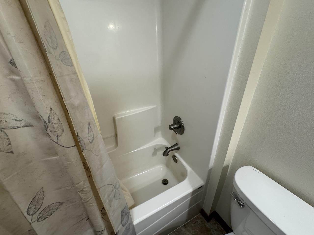 212382 Deer Path Lane, Hatley, WI 54440