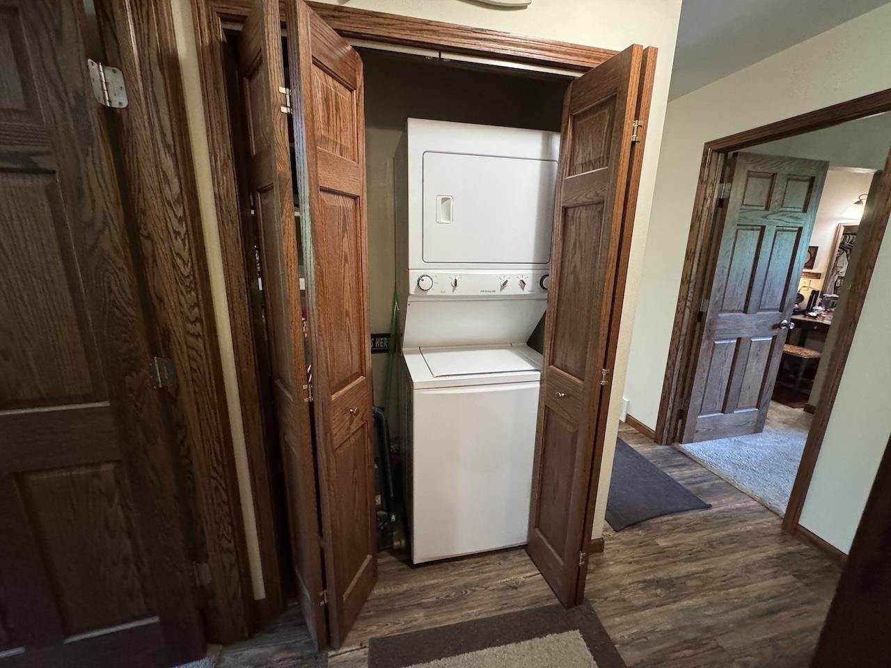 212382 Deer Path Lane, Hatley, WI 54440