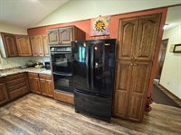 212382 Deer Path Lane, Hatley, WI 54440