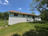 212382 Deer Path Lane, Hatley, WI 54440