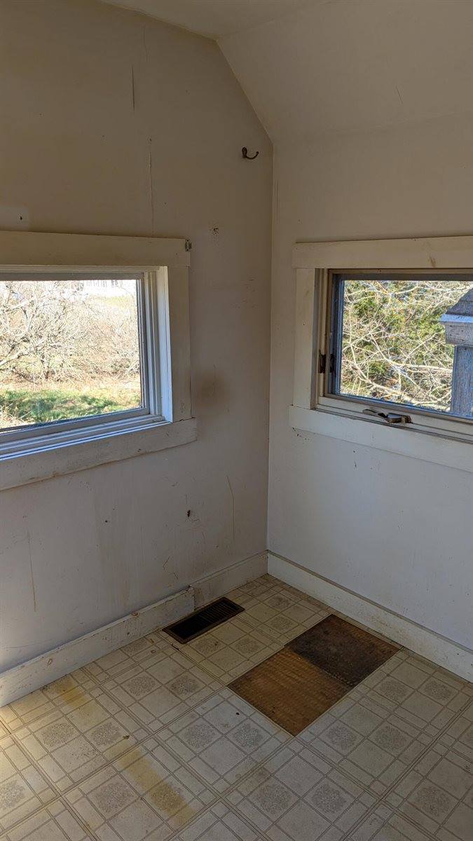 19 Lubec Road, Whiting, ME 04691