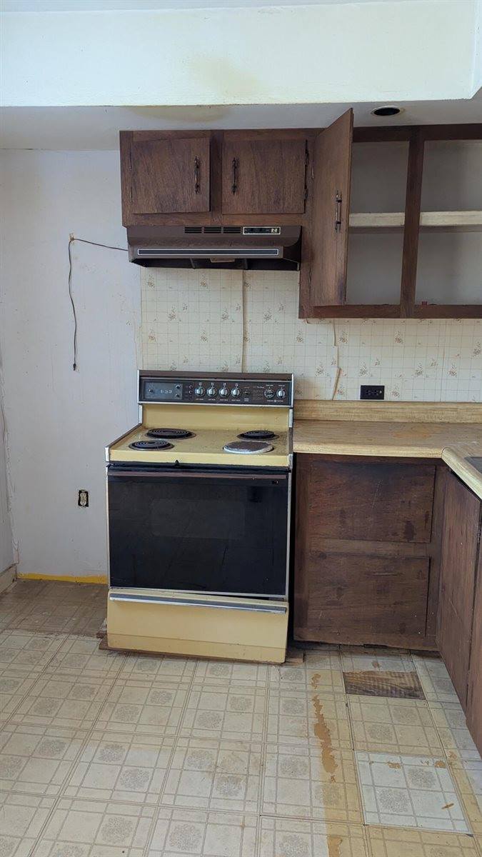 19 Lubec Road, Whiting, ME 04691