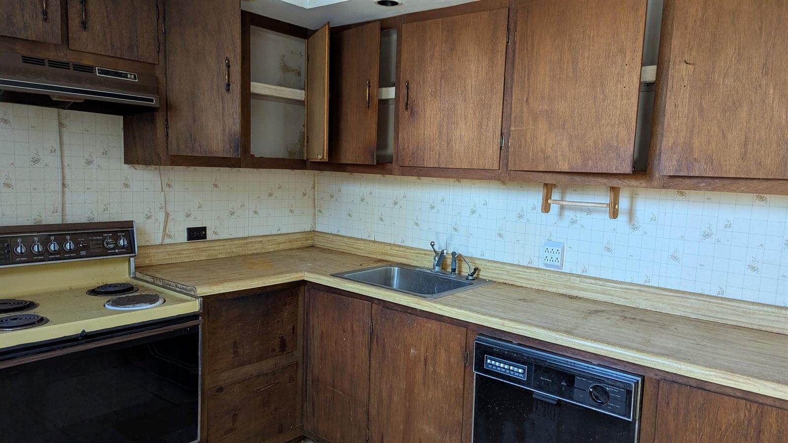 19 Lubec Road, Whiting, ME 04691