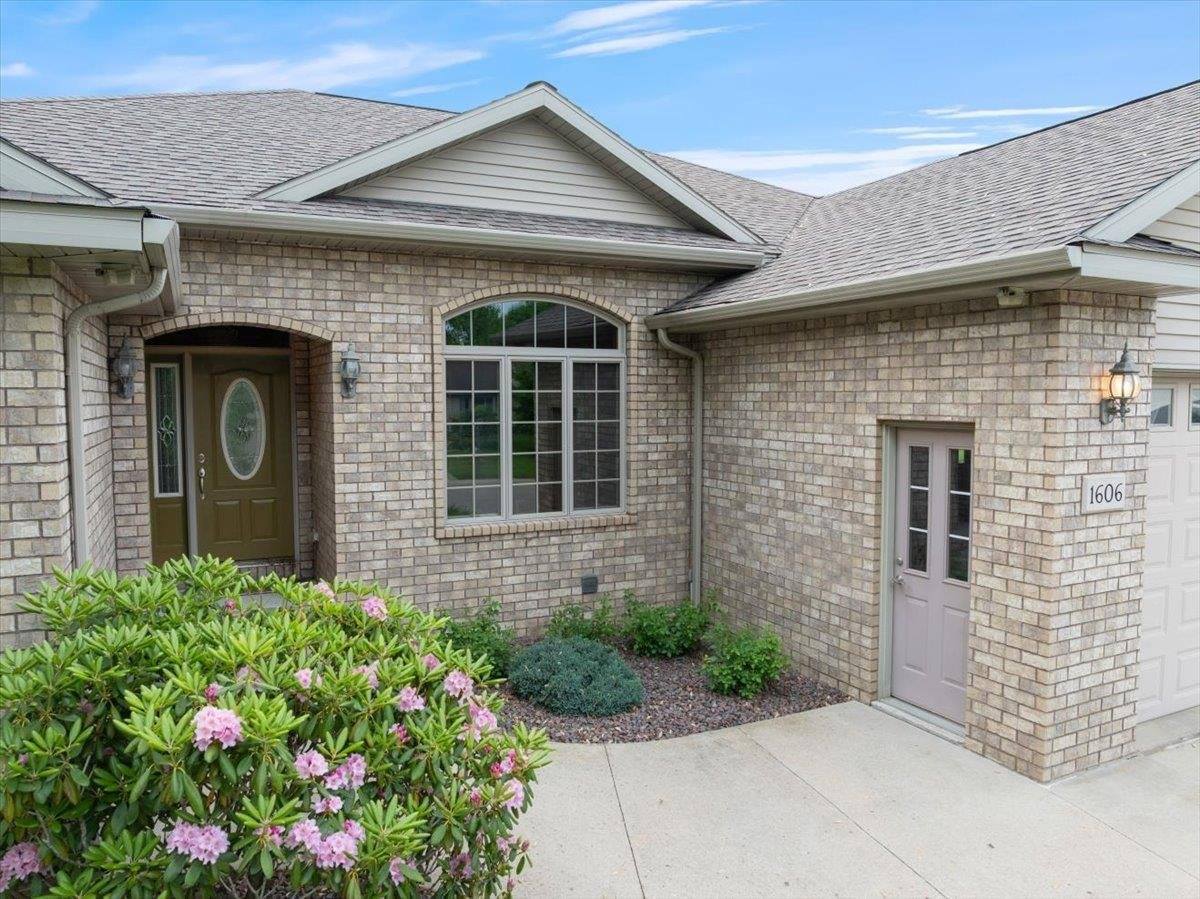1606 N Jean Avenue, Marshfield, WI 54449