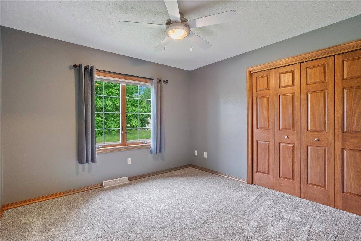 1606 N Jean Avenue, Marshfield, WI 54449