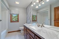 1606 N Jean Avenue, Marshfield, WI 54449