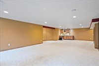 1606 N Jean Avenue, Marshfield, WI 54449