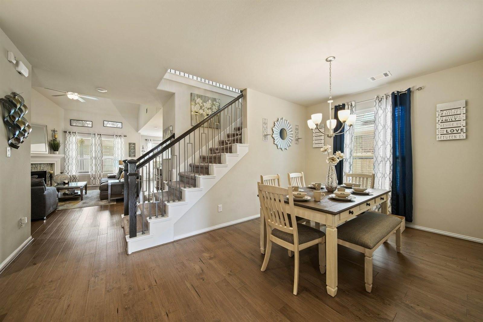 4320 Mesquite Terrace Drive, Manvel, TX 77578