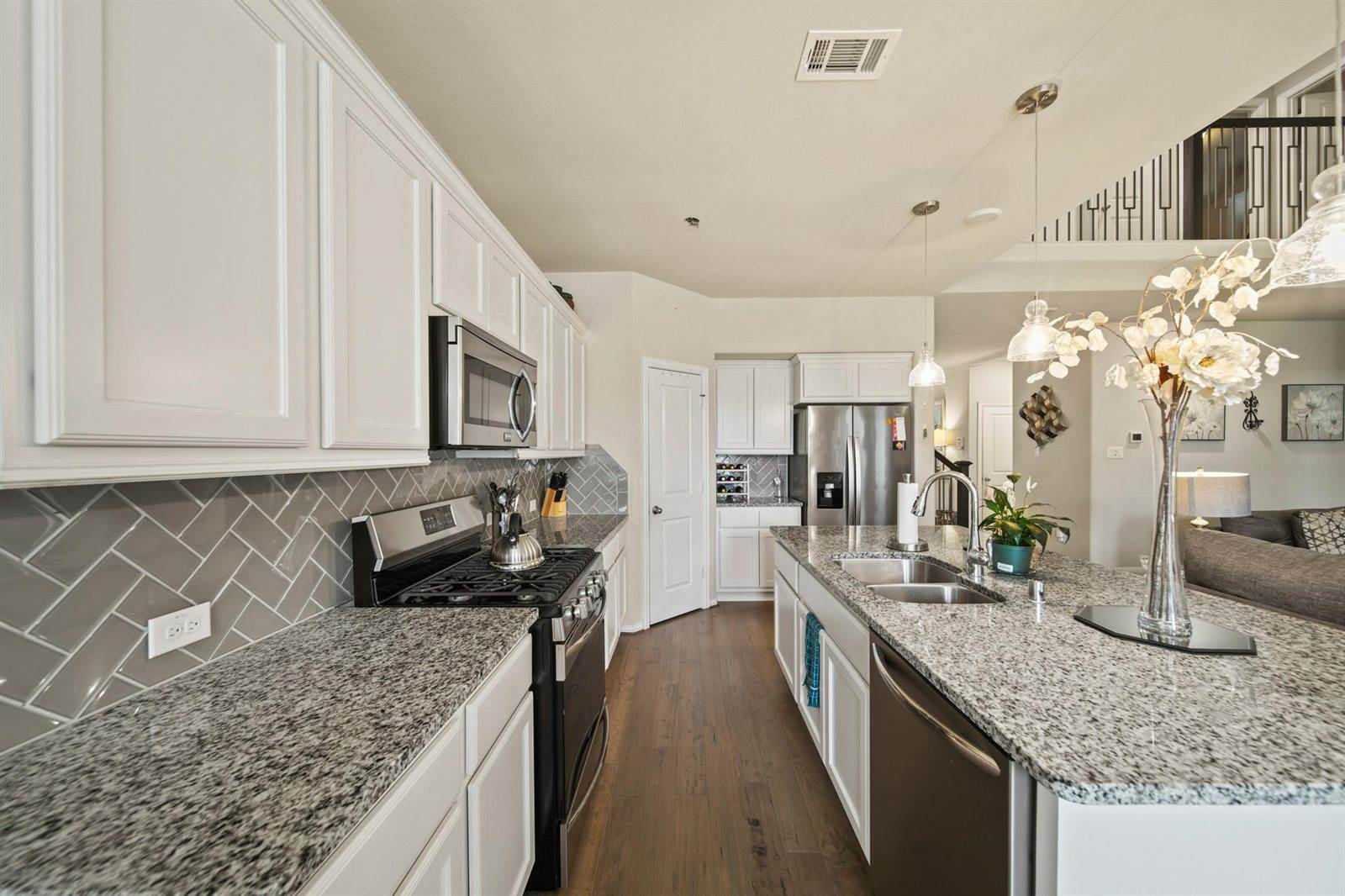 4320 Mesquite Terrace Drive, Manvel, TX 77578