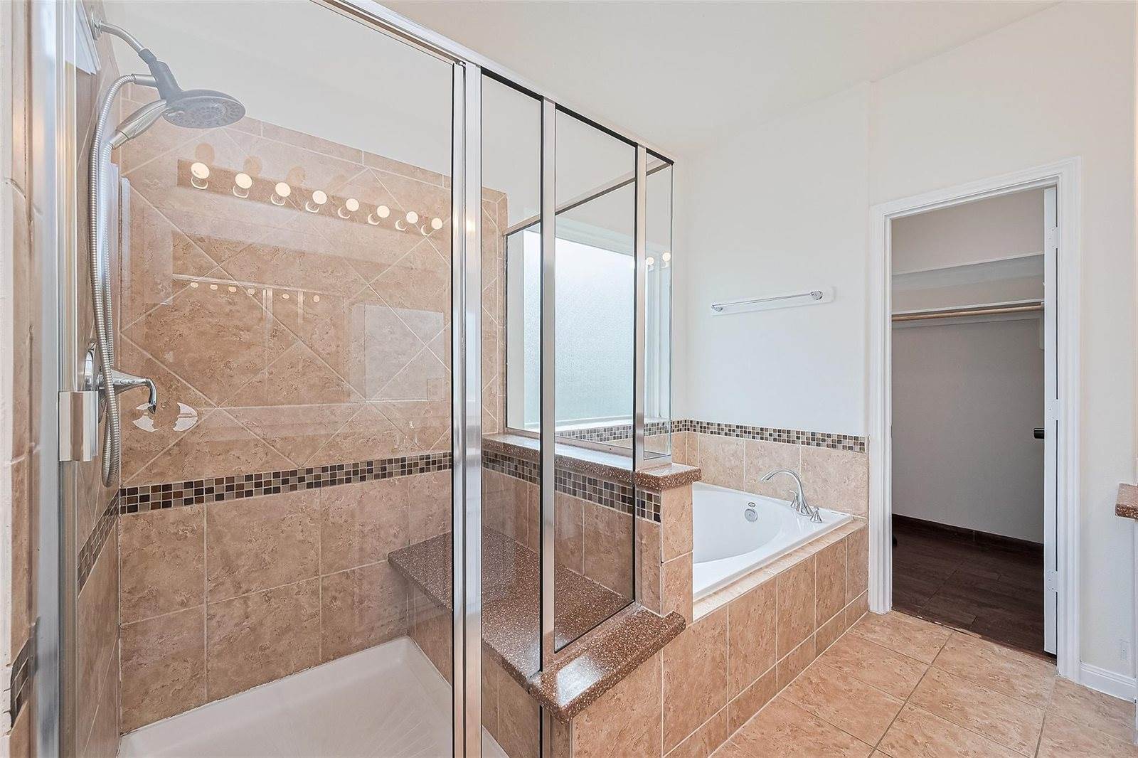 24411 Lakecrest Town Drive, Katy, TX 77493