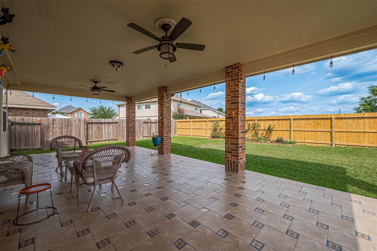 24411 Lakecrest Town Drive, Katy, TX 77493