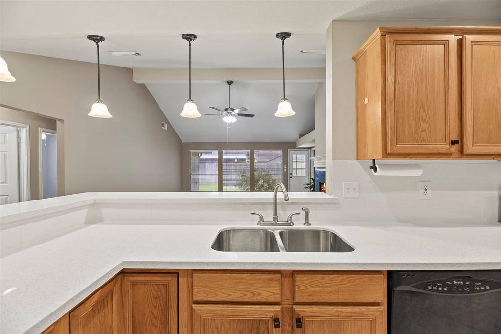 13311 White Oak Landing Boulevard, Houston, TX 77065