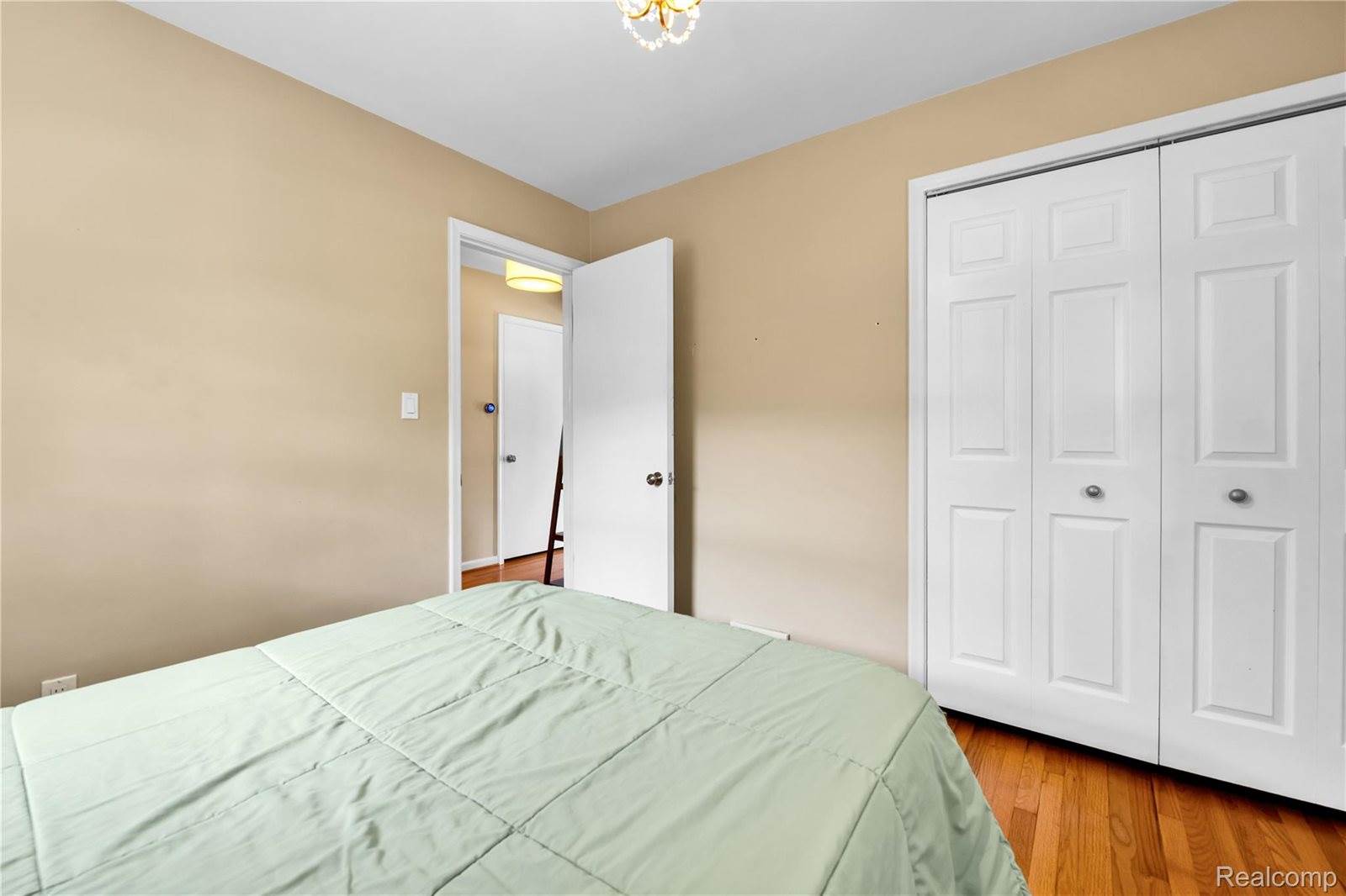 4006 Highfield Road, RoyalOakCity_Oakland, MI 48073