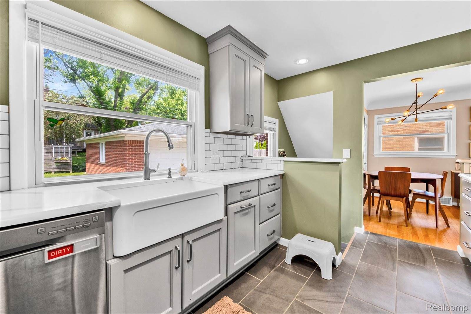 4006 Highfield Road, RoyalOakCity_Oakland, MI 48073