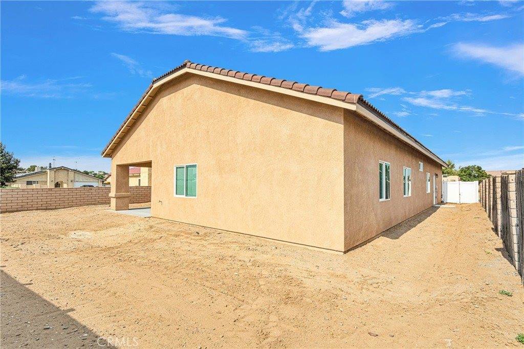13851 Topmast Drive, Helendale, CA 92342