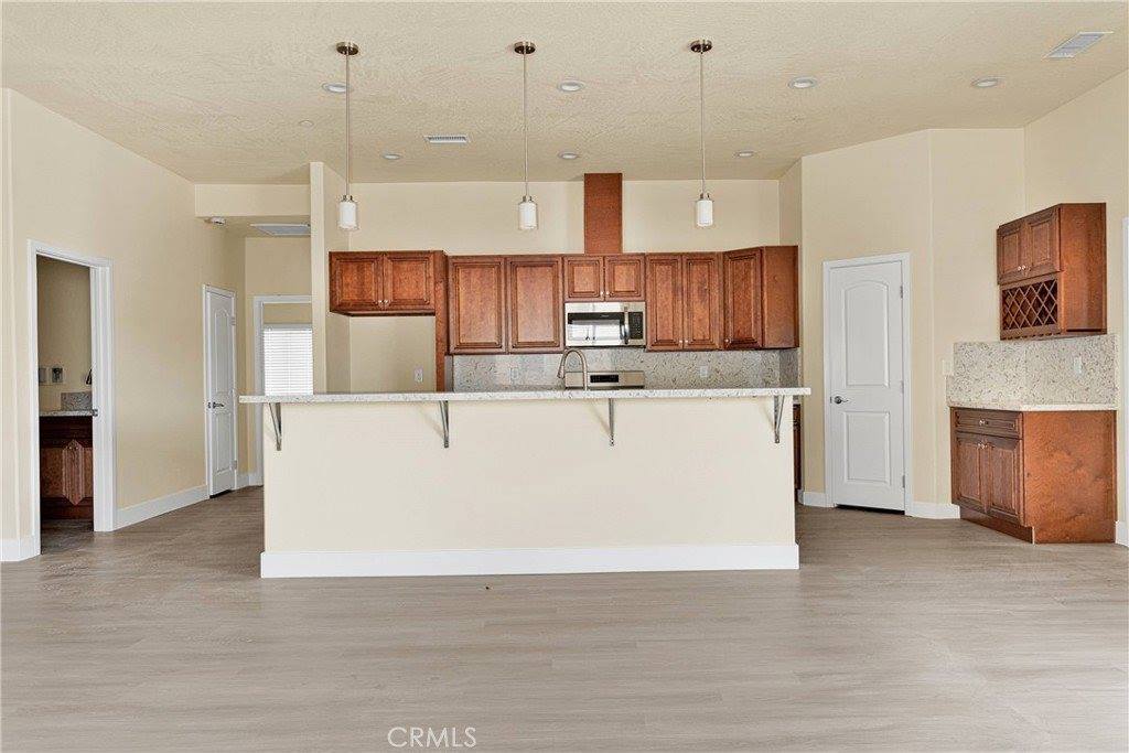 13851 Topmast Drive, Helendale, CA 92342