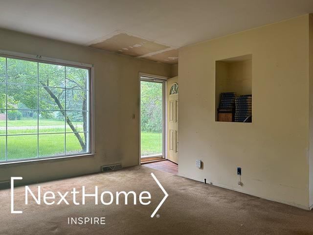 8412 Rondale Common, Grand Blanc, MI 48439