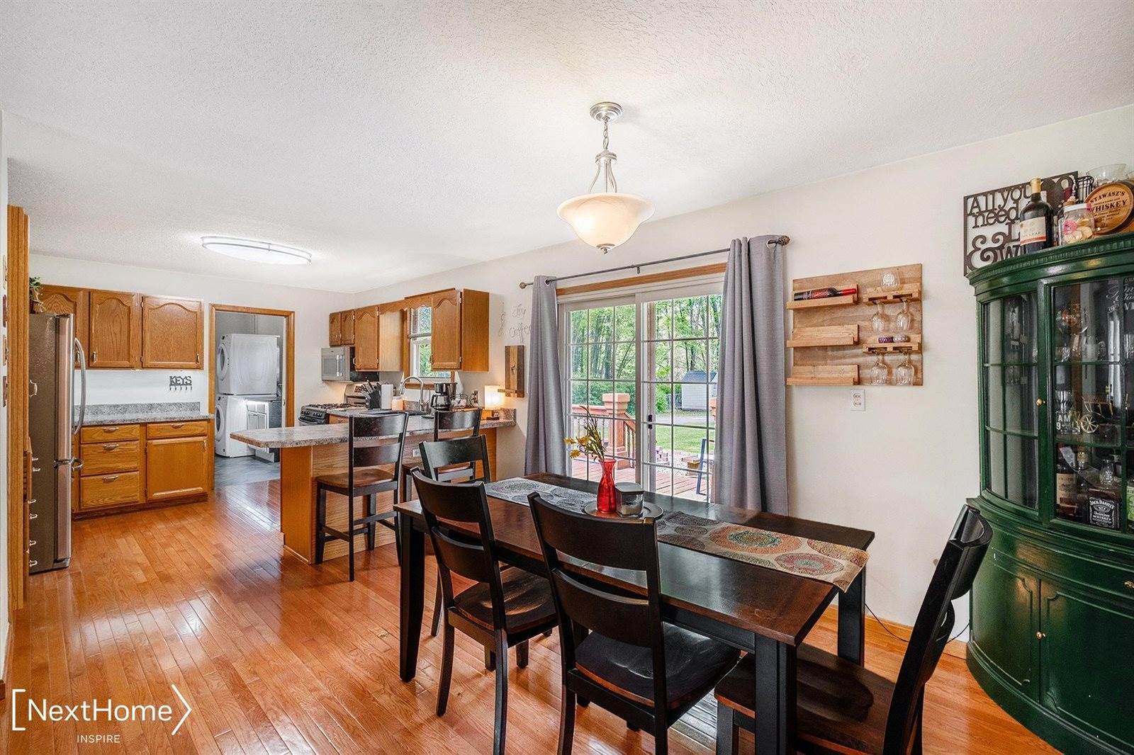 8122 Beecher Road, Flushing, MI 48433