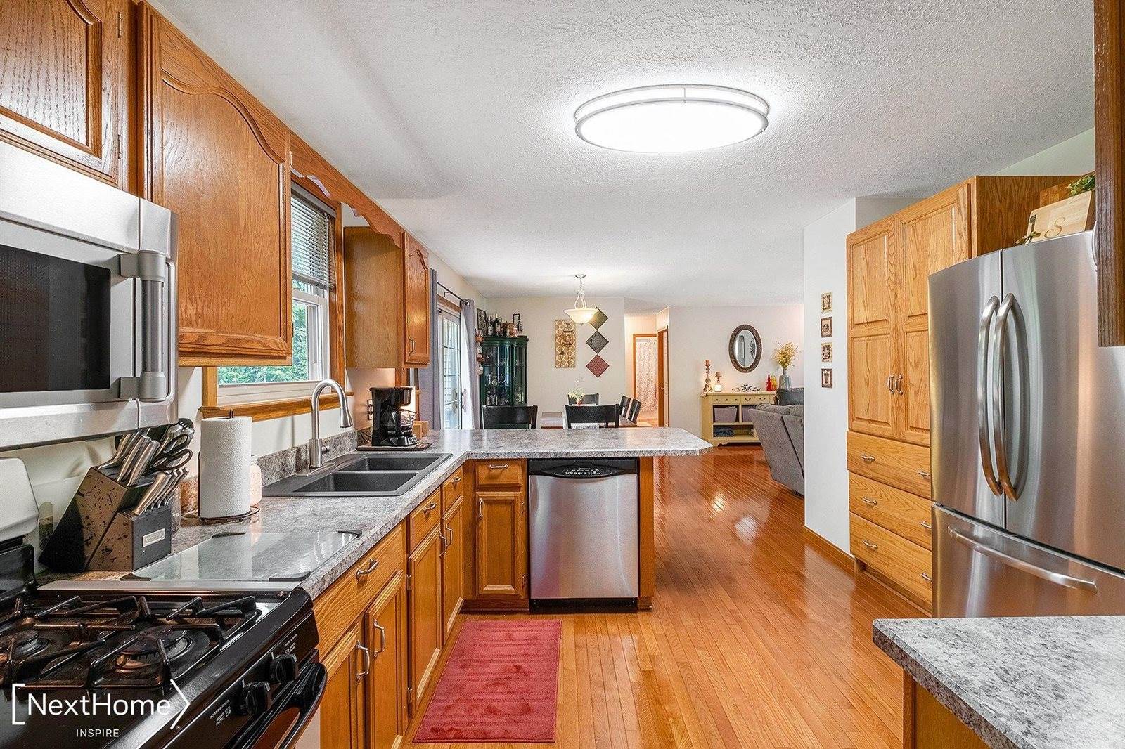 8122 Beecher Road, Flushing, MI 48433