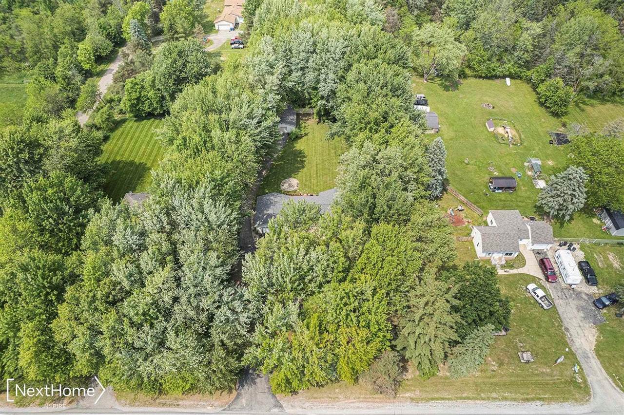 8122 Beecher Road, Flushing, MI 48433