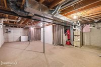 8122 Beecher Road, Flushing, MI 48433