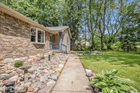 8122 Beecher Road, Flushing, MI 48433