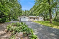 8122 Beecher Road, Flushing, MI 48433