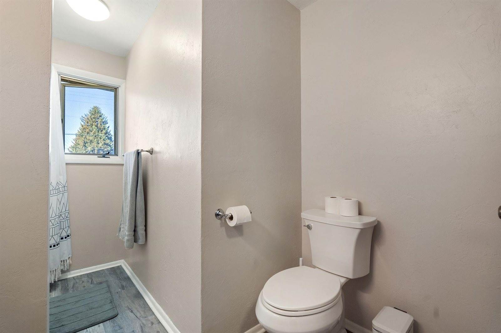 147 Polk Street, American Falls, ID 83211