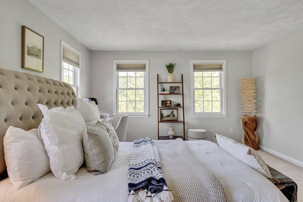 7 Sequoia Dr, Wilmington, MA 01887