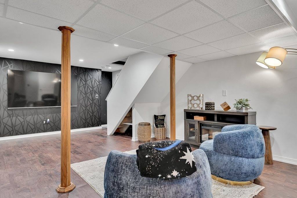 7 Sequoia Dr, Wilmington, MA 01887