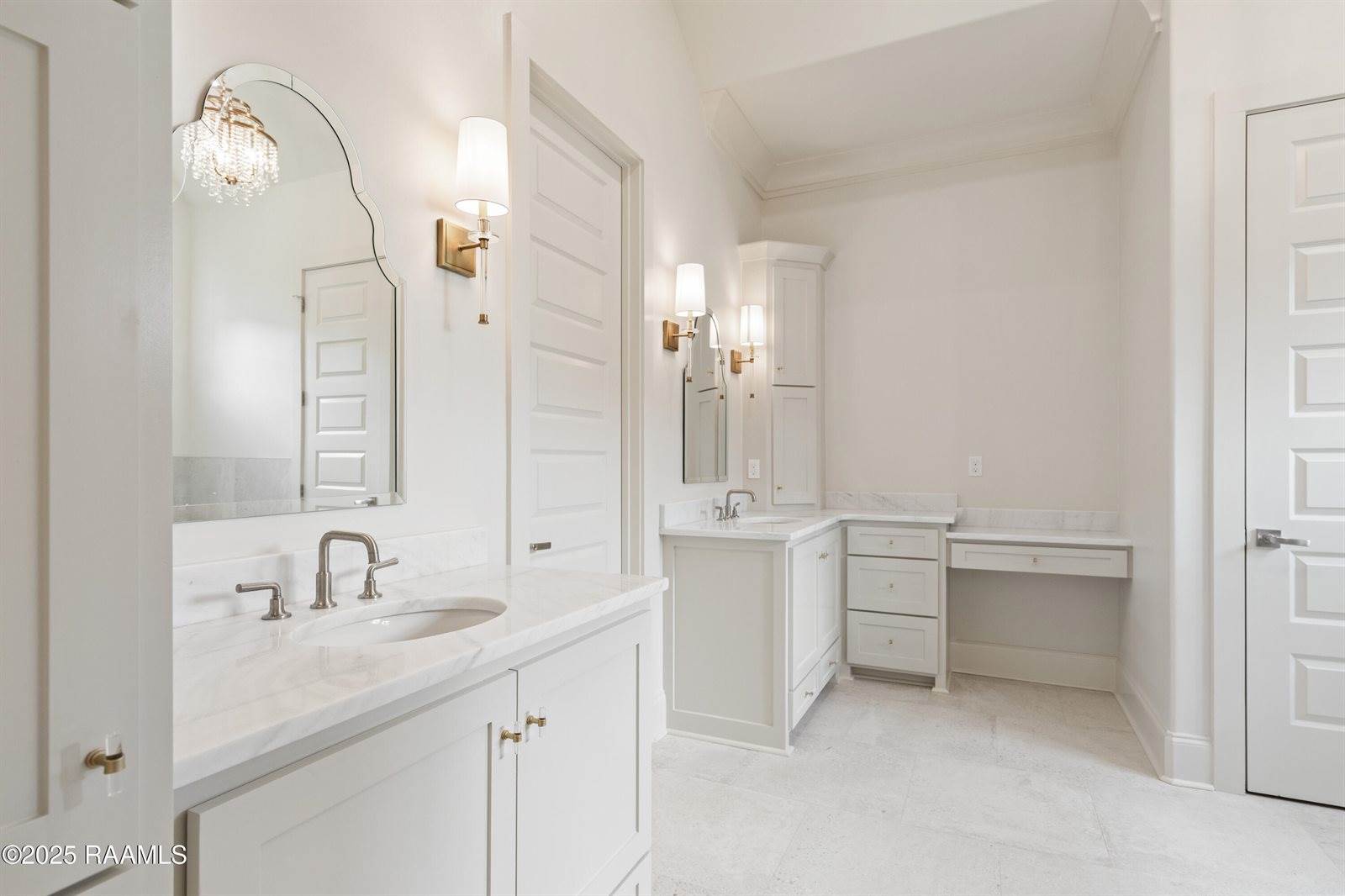 102 Queen Palm Circle, Youngsville, LA 70592