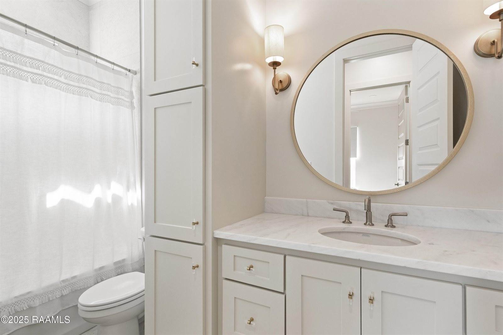 102 Queen Palm Circle, Youngsville, LA 70592