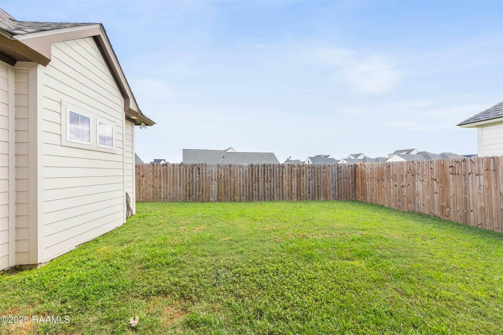 102 Queen Palm Circle, Youngsville, LA 70592