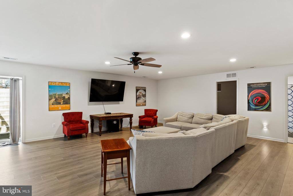 20 Barnhart Circle, Mechanicsburg, PA 17050