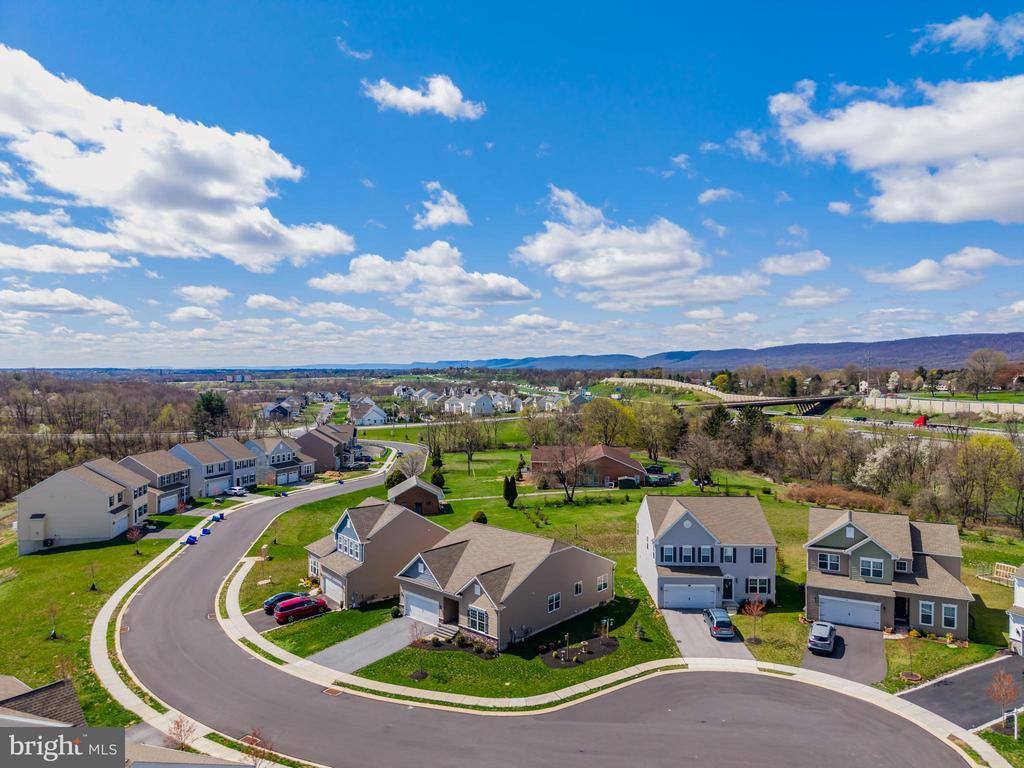 20 Barnhart Circle, Mechanicsburg, PA 17050