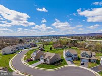 20 Barnhart Circle, Mechanicsburg, PA 17050