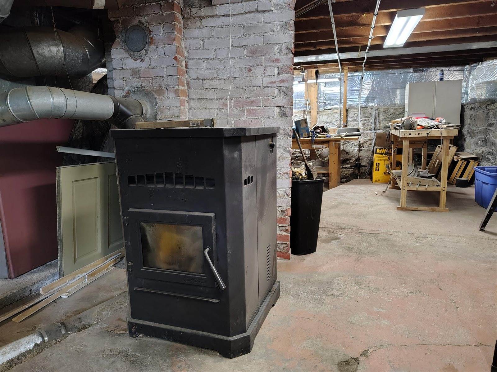 47 High Street, Houlton, ME 04730